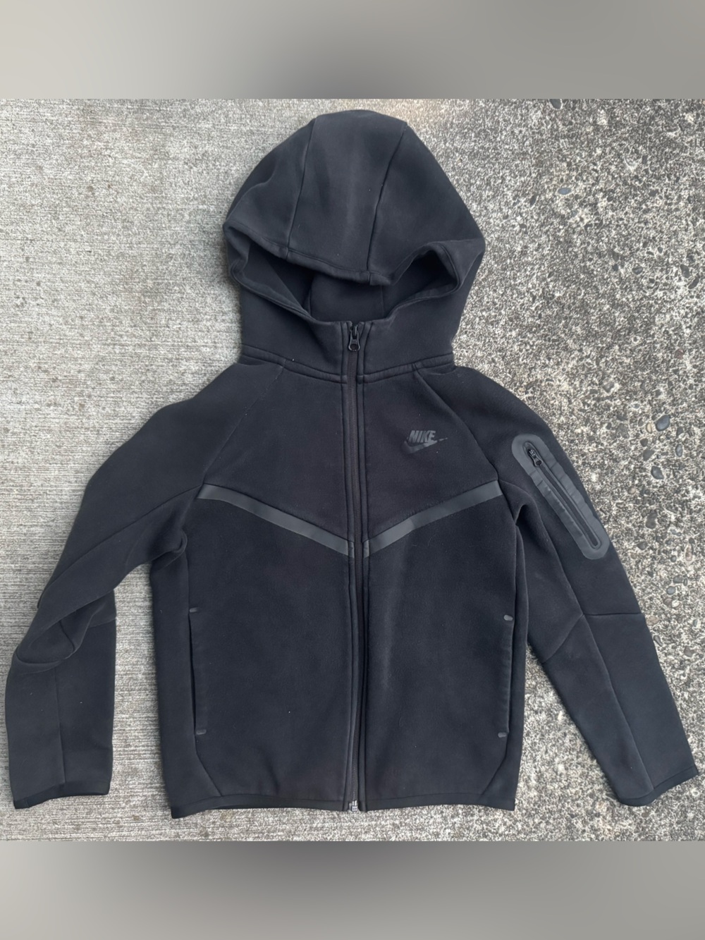 Nike Sportswear Big Kids Tech Fleece Hoodie Black HV5867 010 KIDS Medium